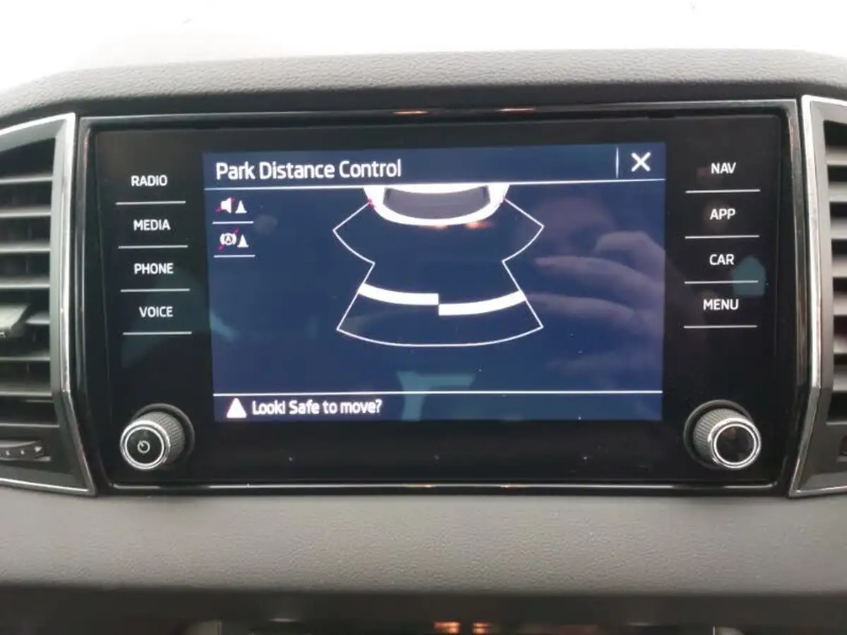 2020-skoda-karoq-15-tsi-se-dsg-big-15