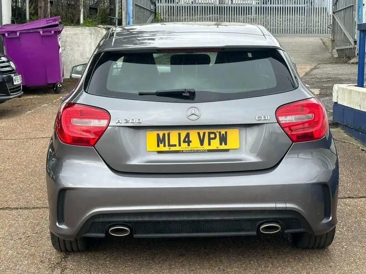 2014-mercedes-benz-a-class-21cdi-a200-amg-sport-big-22