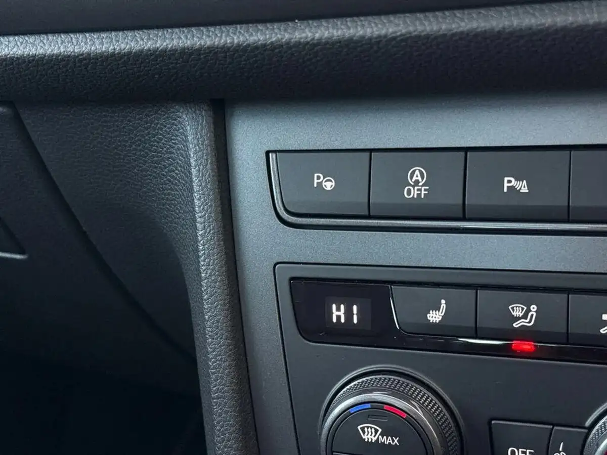 2024-cupra-ateca-15-ecotsi-v2-big-46