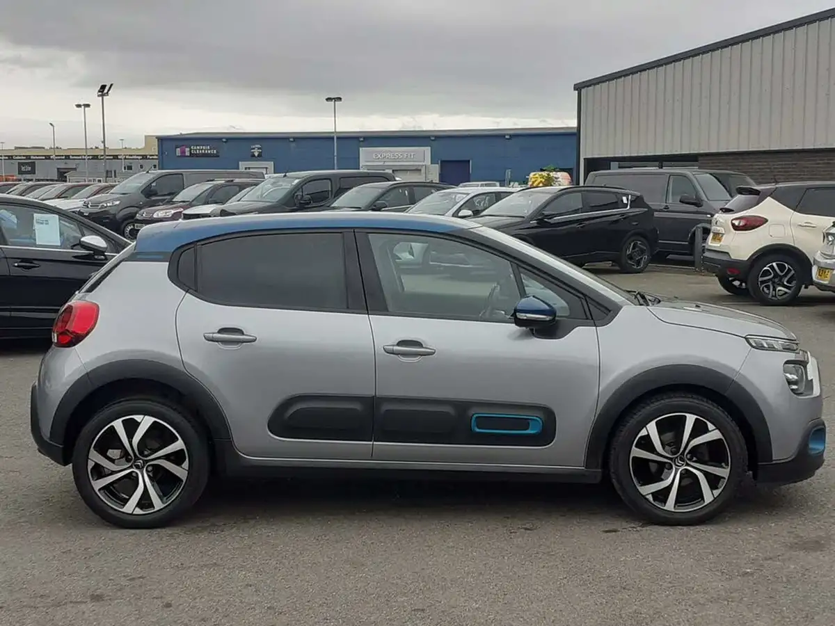 2021-citroen-c3-12-puretech-shine-plus-83ps-big-1