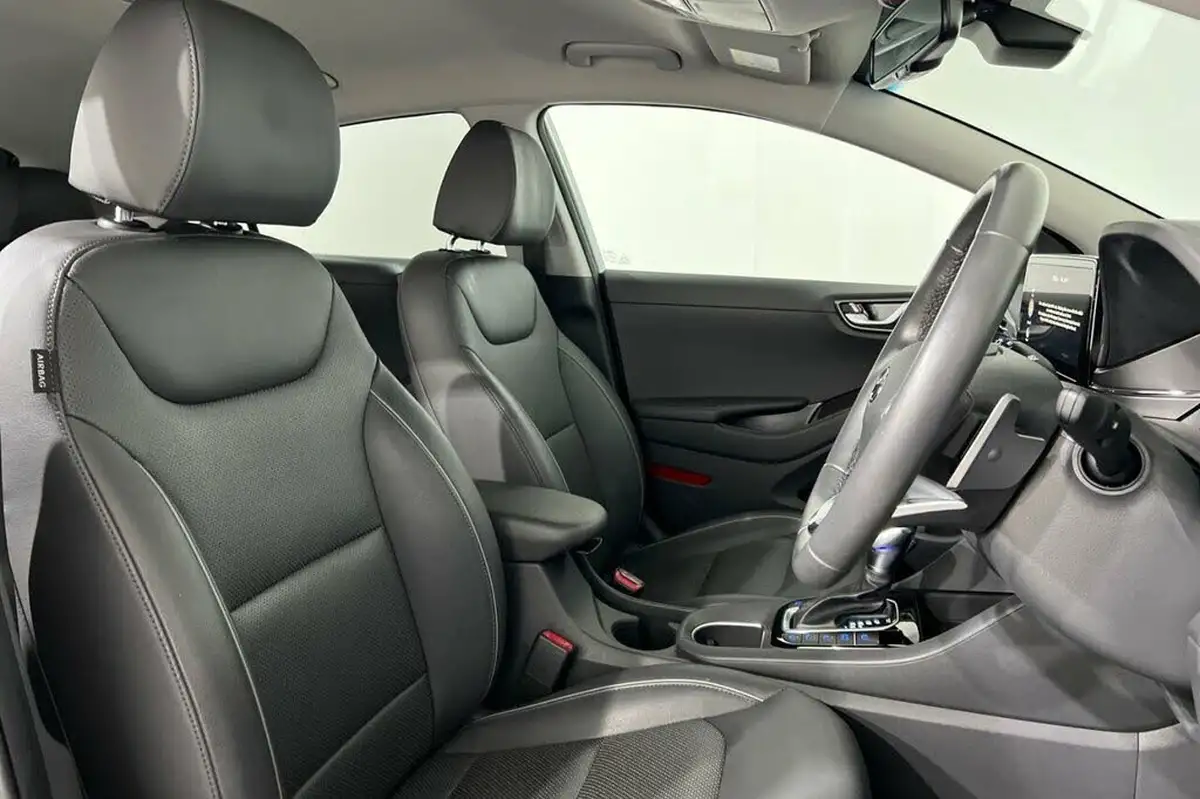 2021-hyundai-ioniq-16-gdi-premium-se-plug-in-hybrid-sunroof-big-20
