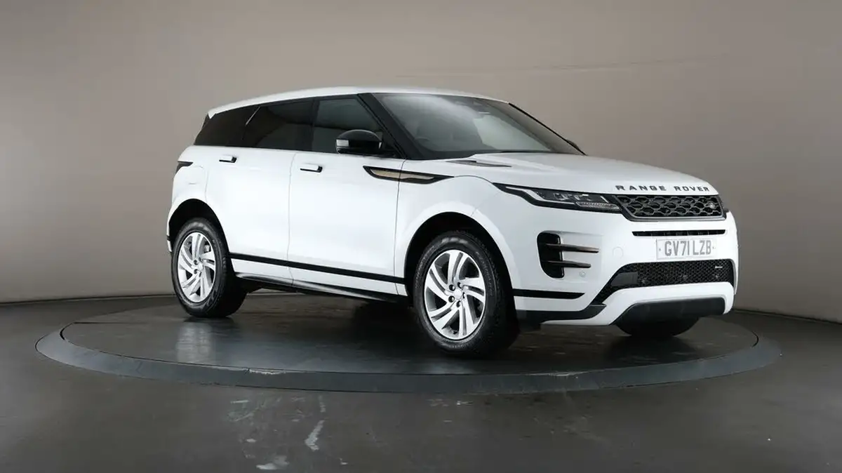 2022-land-rover-range-rover-evoque-15-p300e-r-dynamic-s-big-1