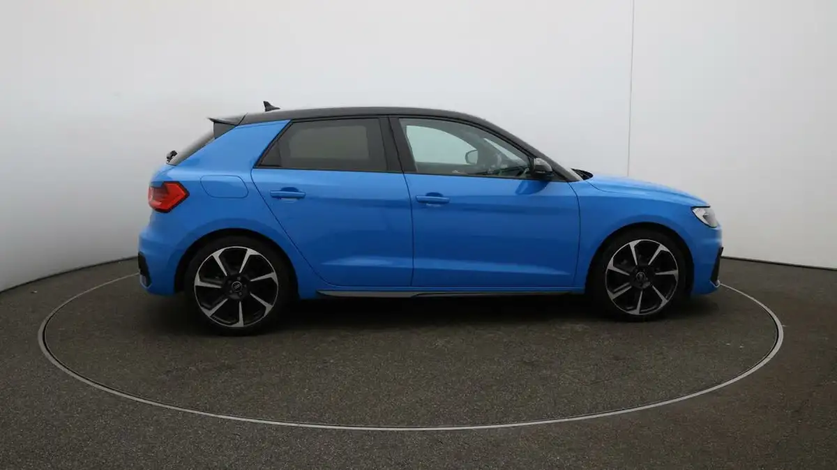 2022-audi-a1-10-30-tfsi-black-edition-s-tronic-big-48
