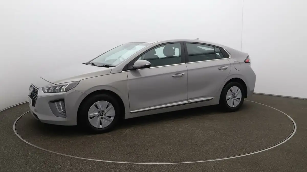 2021-hyundai-ioniq-16-gdi-premium-hybrid-big-65
