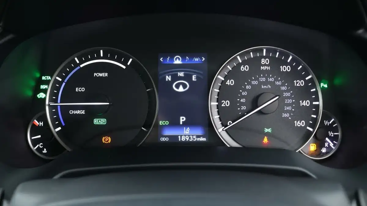 2019-lexus-rx-450h-35-rx-big-9