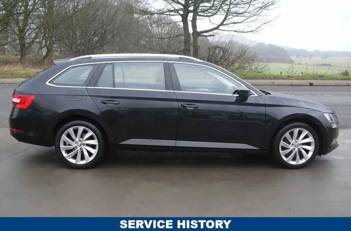 2017-skoda-superb-14-tsi-act-se-estate-big-0