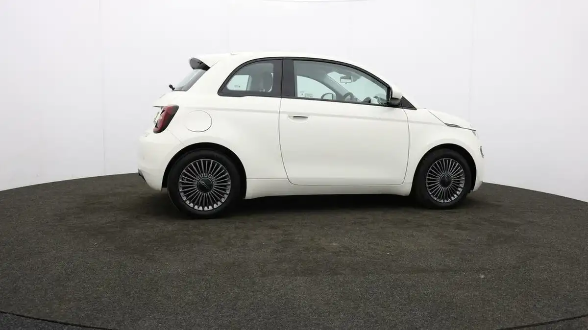 2021-fiat-500-e-icon-big-35