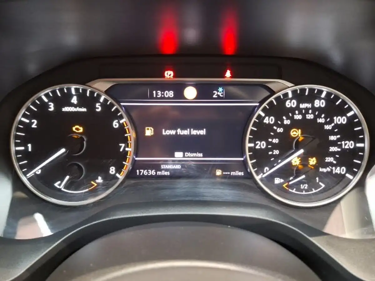 2021-nissan-qashqai-13-dig-t-visia-big-9
