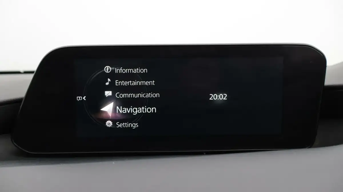 2022-mazda-mazda3-20-sport-lux-122ps-hatchback-5d-auto-big-11