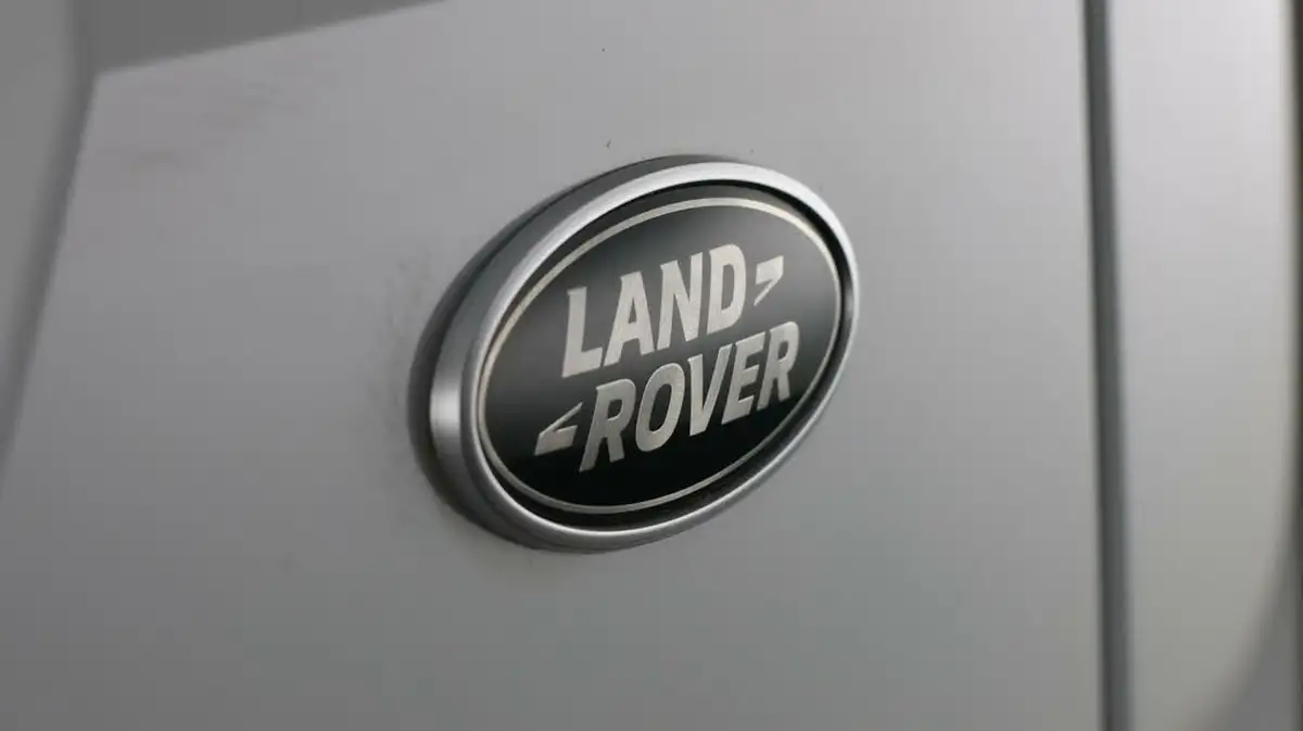 2021-land-rover-range-rover-evoque-15-p300e-r-dynamic-s-big-20