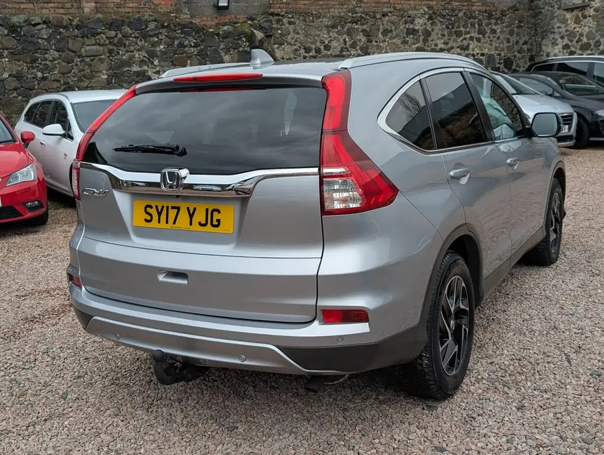 2017-honda-cr-v-16i-dtec-se-plus-160ps-4x4-auto-big-17