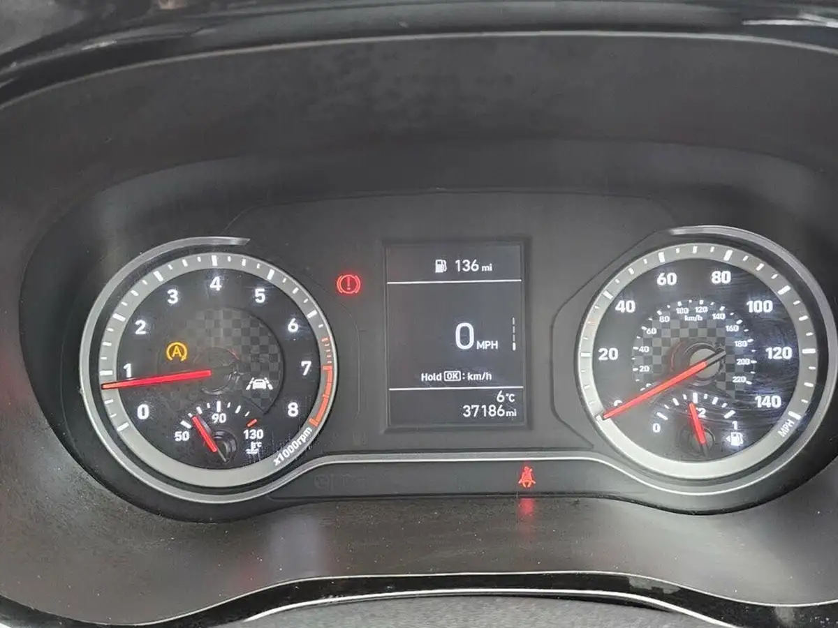2021-hyundai-i10-10-premium-big-17