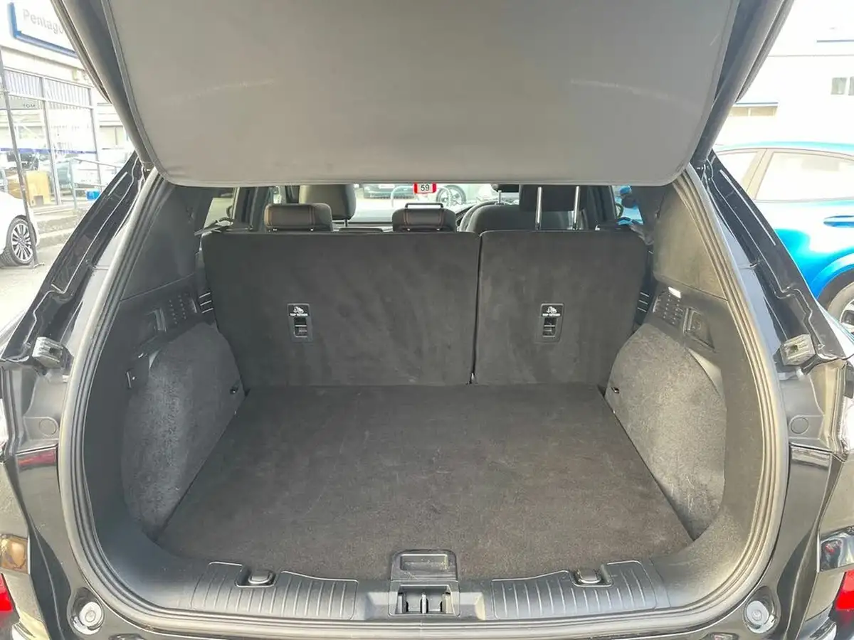 2022-ford-kuga-15-st-line-x-edition-big-9