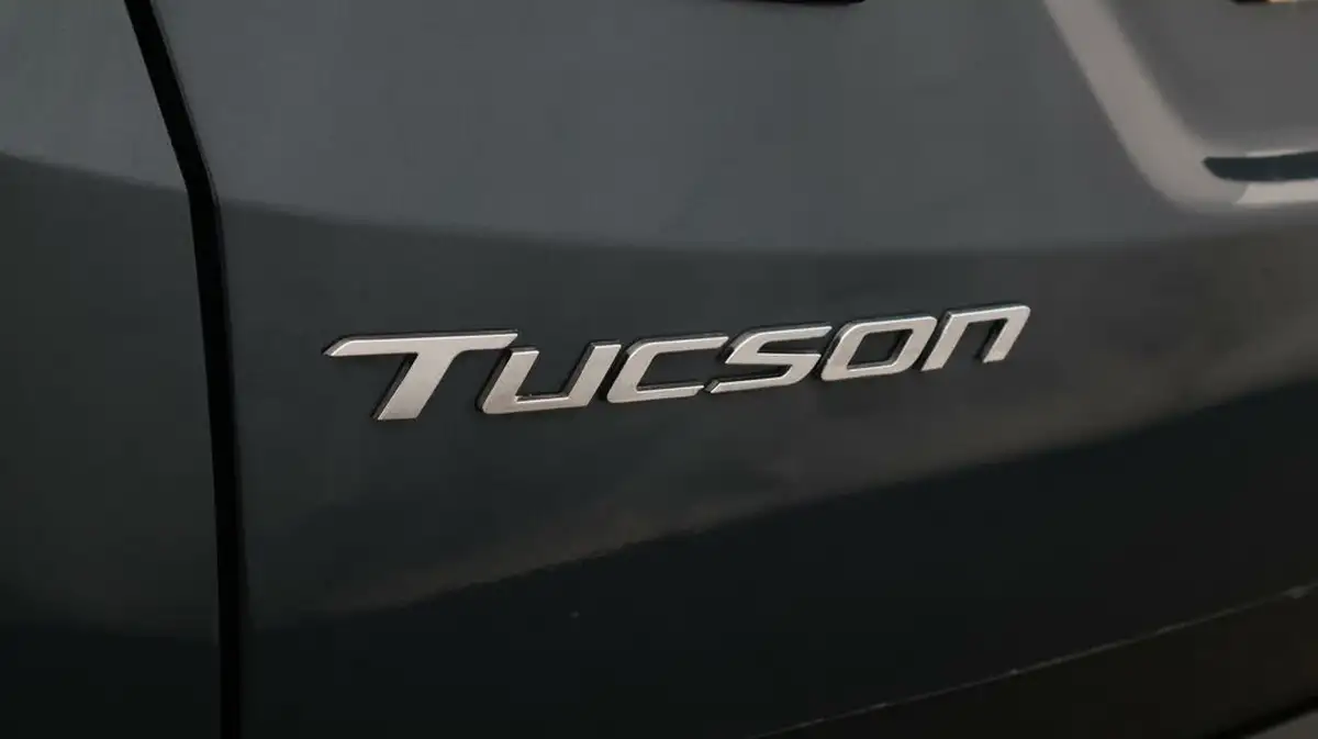 2021-hyundai-tucson-16-t-gdi-ultimate-150ps-big-22