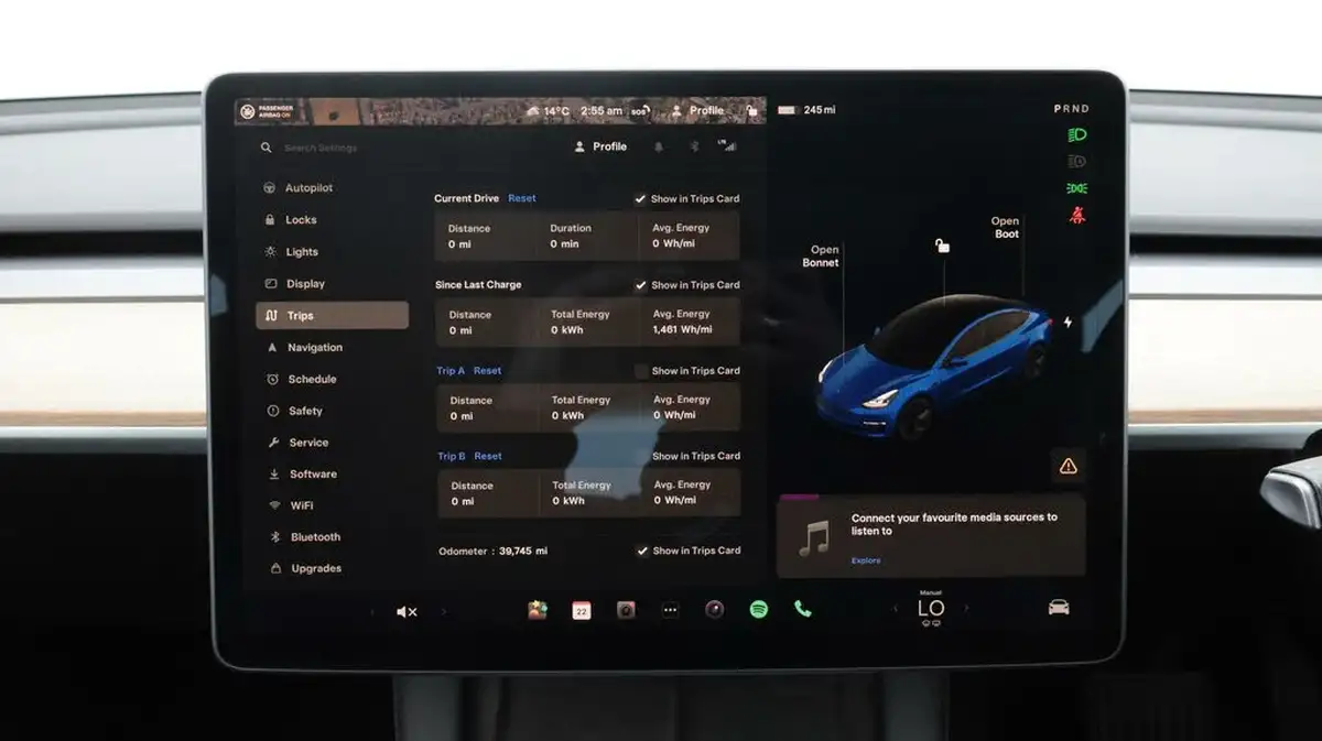 2021-tesla-model-3-e-long-range-awd-big-10