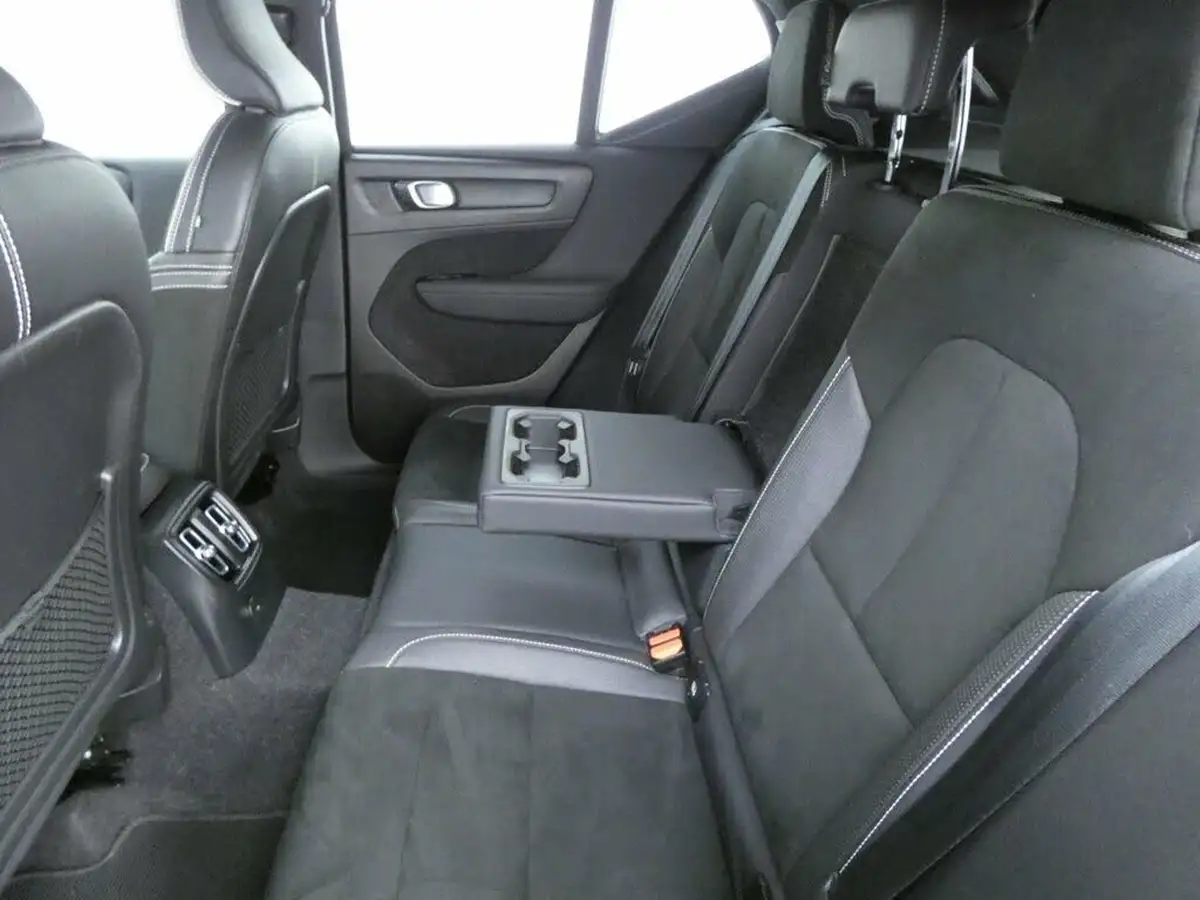 2020-volvo-xc40-15-t5-r-design-plug-in-hybrid-big-22