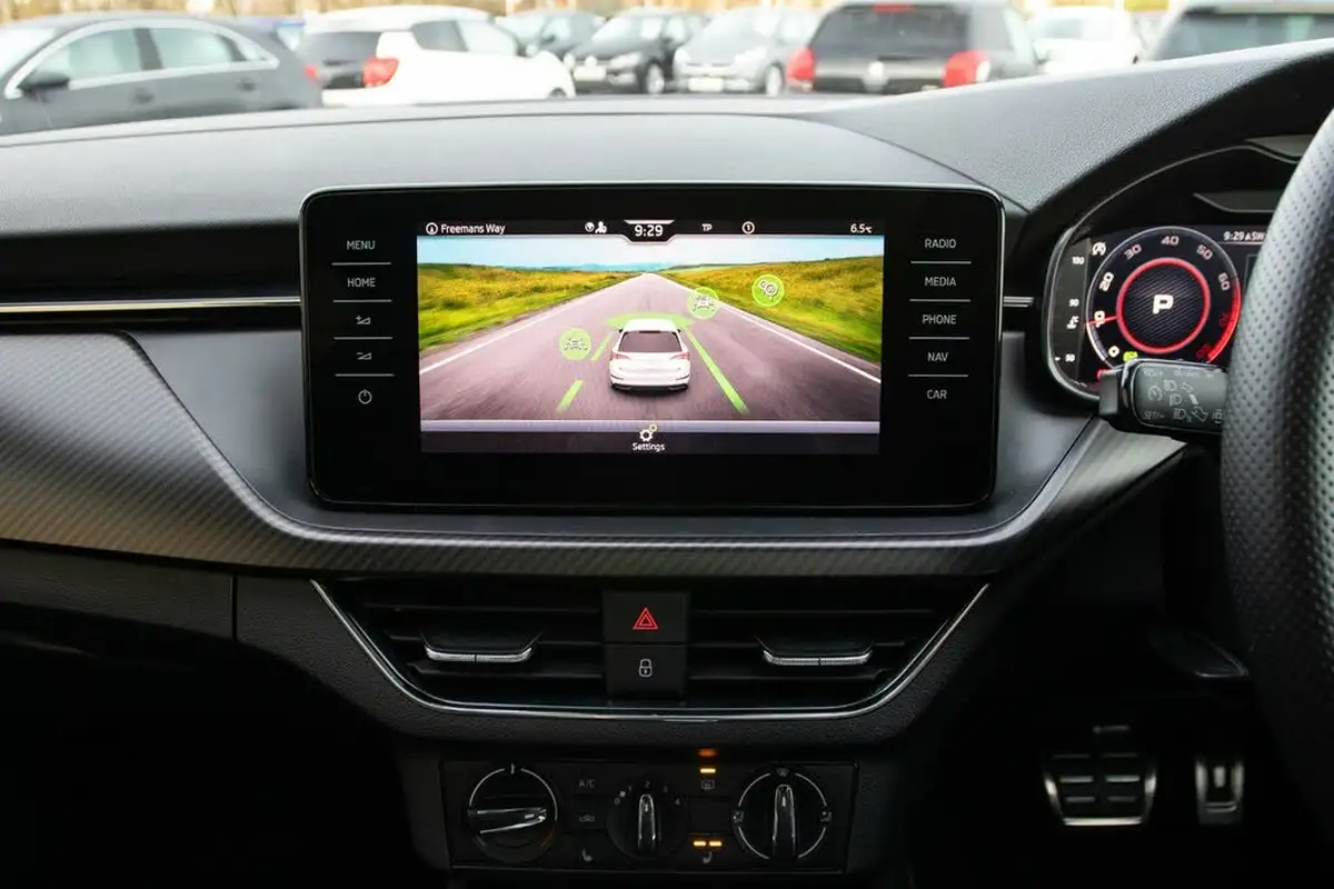2021-skoda-scala-15-tsi-monte-carlo-dsg-big-26