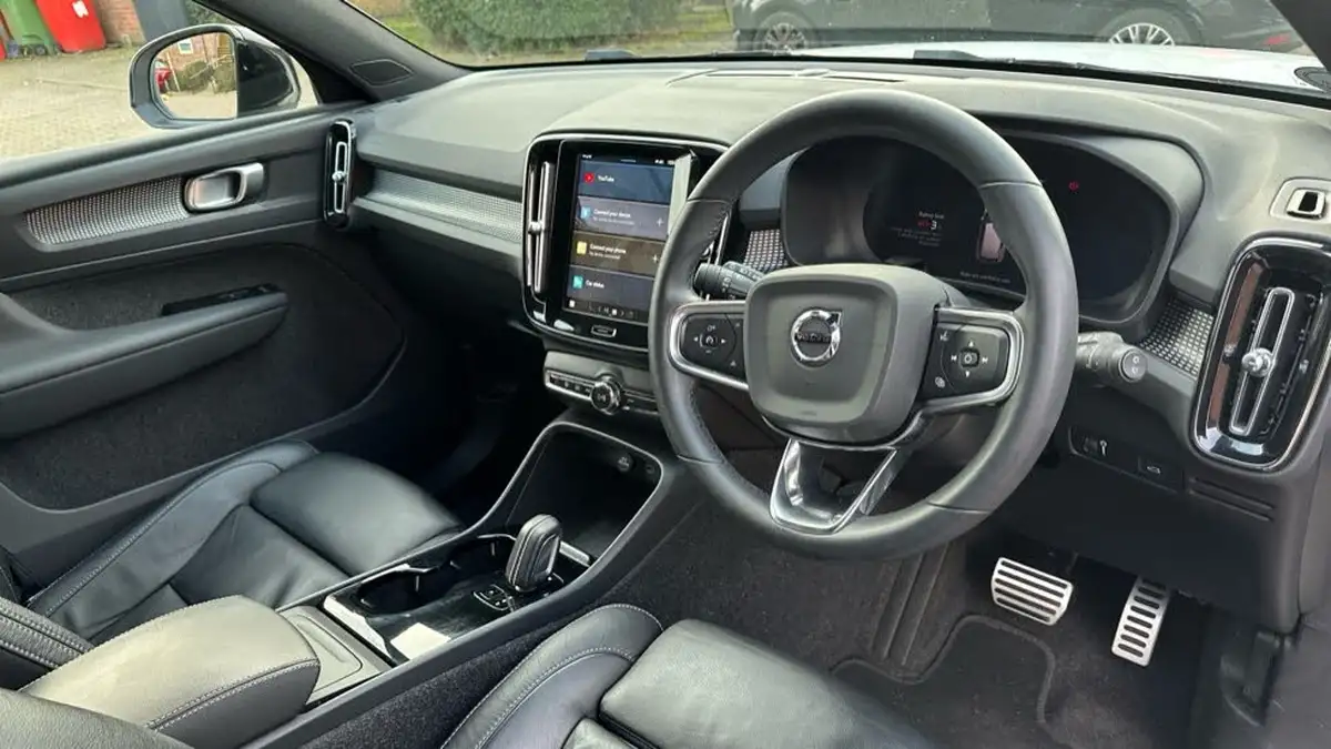 2021-volvo-xc40-e-twin-recharge-plus-big-4