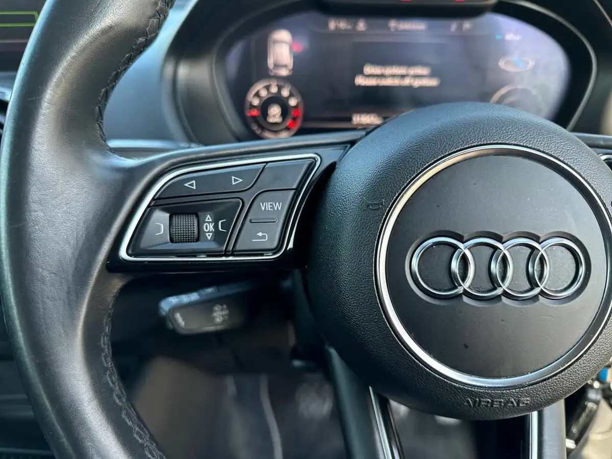 2021-audi-q2-10-30-tfsi-sport-big-25