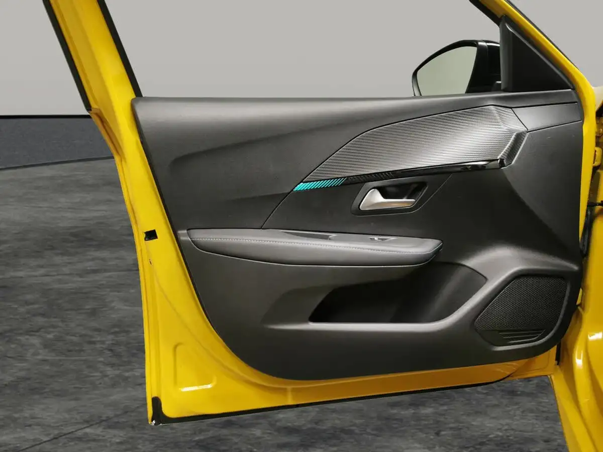 2022-peugeot-208-12-puretech-allure-premium-100bhp-eat8-big-30