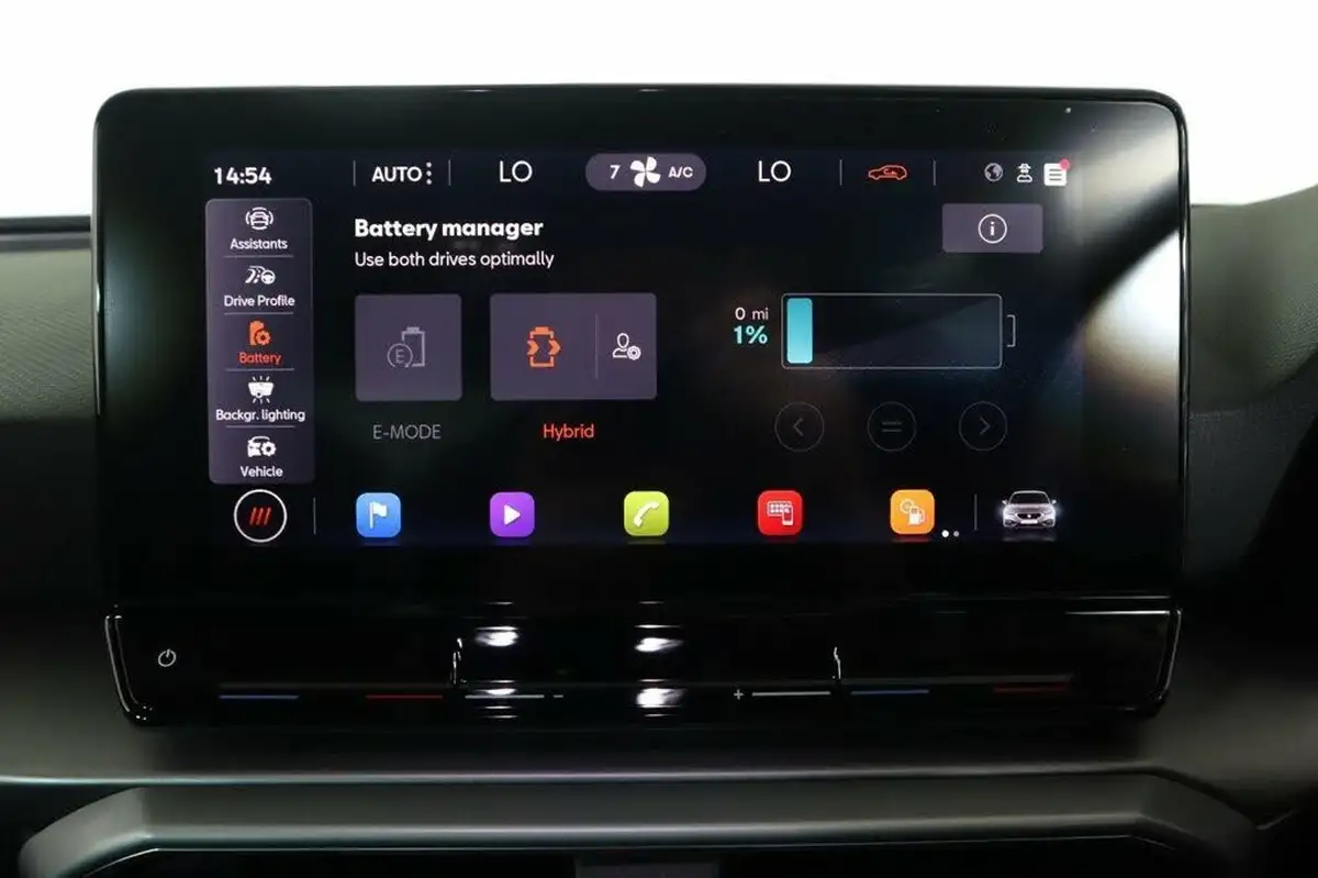 2020-seat-leon-14-e-hybrid-fr-hatchback-big-50
