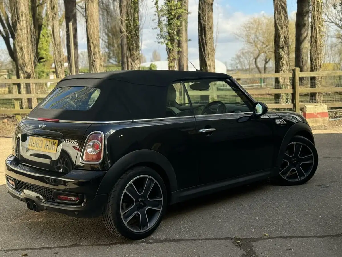 2013-mini-cooper-16-cooper-s-convertible-2d-big-21