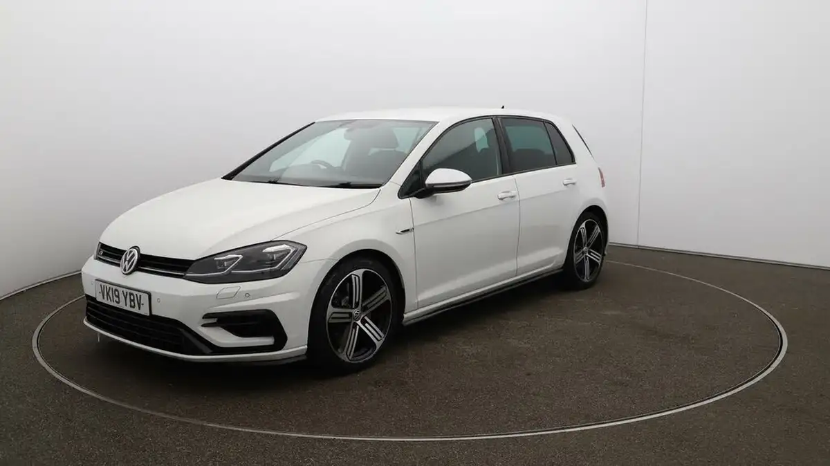 2019-volkswagen-golf-20-tsi-r-300ps-hatchback-5d-dsg-big-3