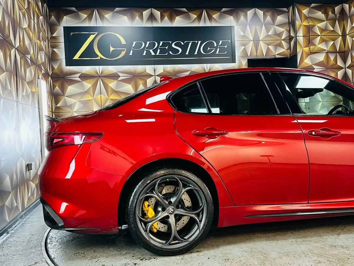 2018-alfa-romeo-giulia-29-biturbo-quadrifoglio-big-14