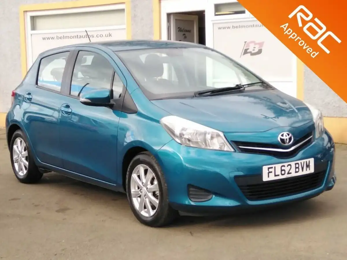 2012-toyota-yaris-14td-tr-5d-big-0
