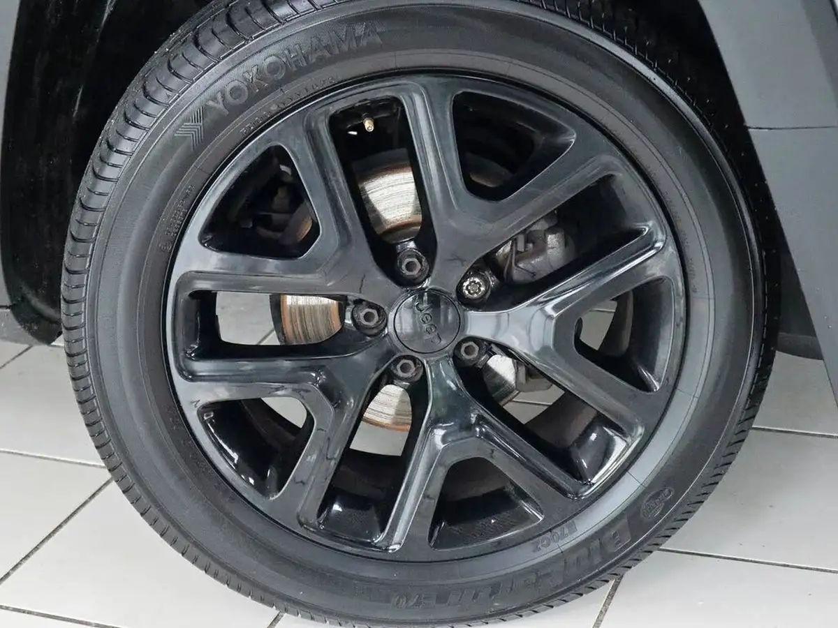 2021-jeep-renegade-10-gse-night-eagle-big-5
