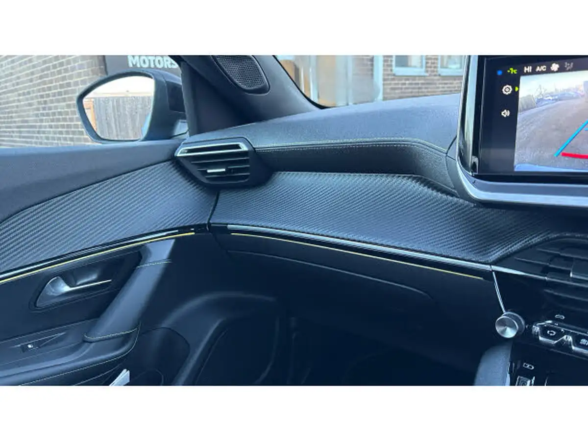 2024-peugeot-2008-suv-12-puretech-gt-130ps-eat8-big-41