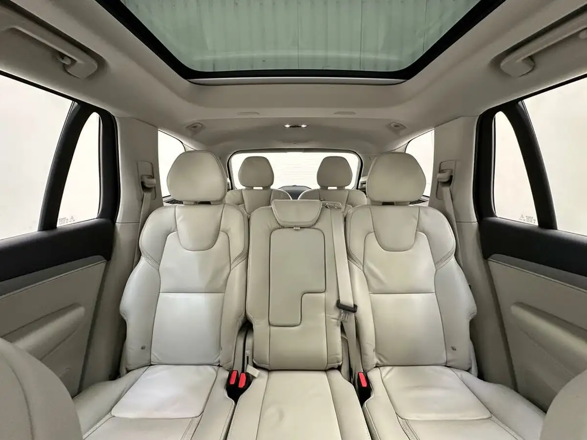2020-volvo-xc90-20td-b5-momentum-pro-big-32