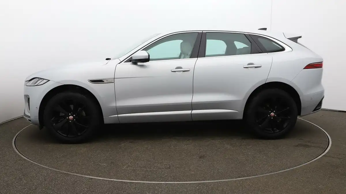 2021-jaguar-f-pace-20-d200-r-dynamic-se-mhev-big-4