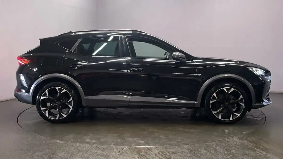2021-cupra-formentor-14-e-hybrid-v2-big-8