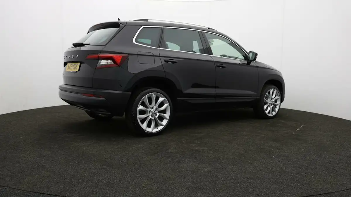 2022-skoda-karoq-15-tsi-se-l-dsg-big-6