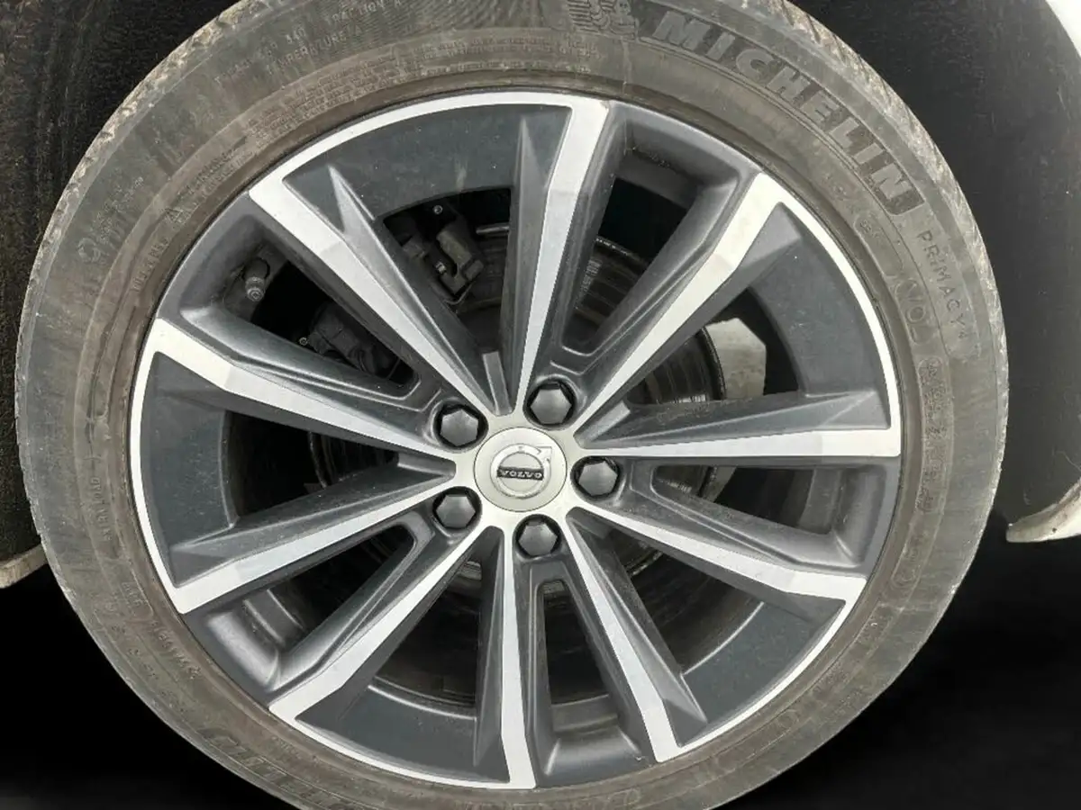 2022-volvo-v60-20-b3-momentum-161bhp-big-10