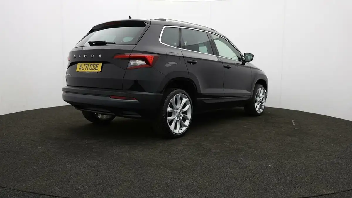 2022-skoda-karoq-15-tsi-se-l-dsg-big-76