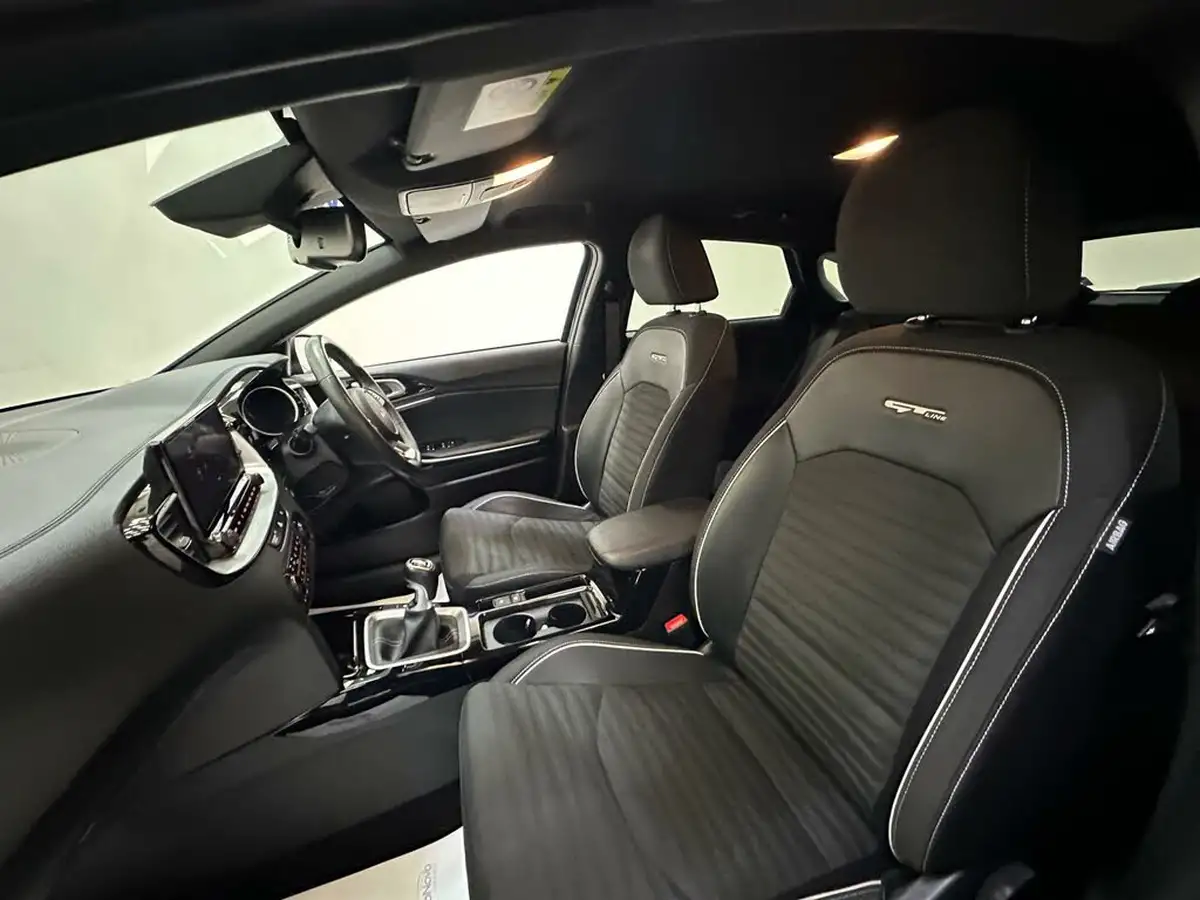 2022-kia-pro-ceed-15-t-gdi-gt-line-big-29
