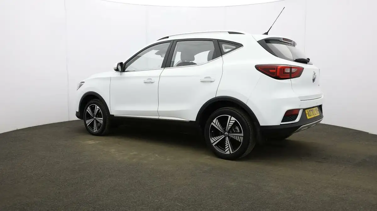 2020-mg-zs-suv-e-exclusive-ev-big-64