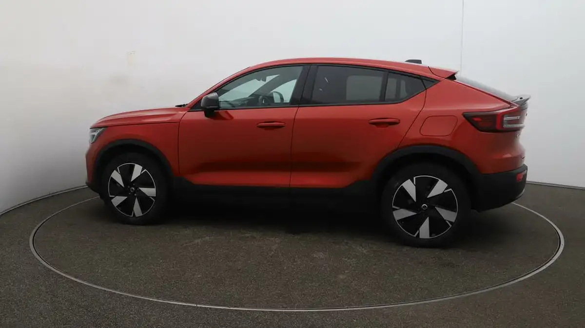 2023-volvo-c40-e-twin-recharge-core-big-56
