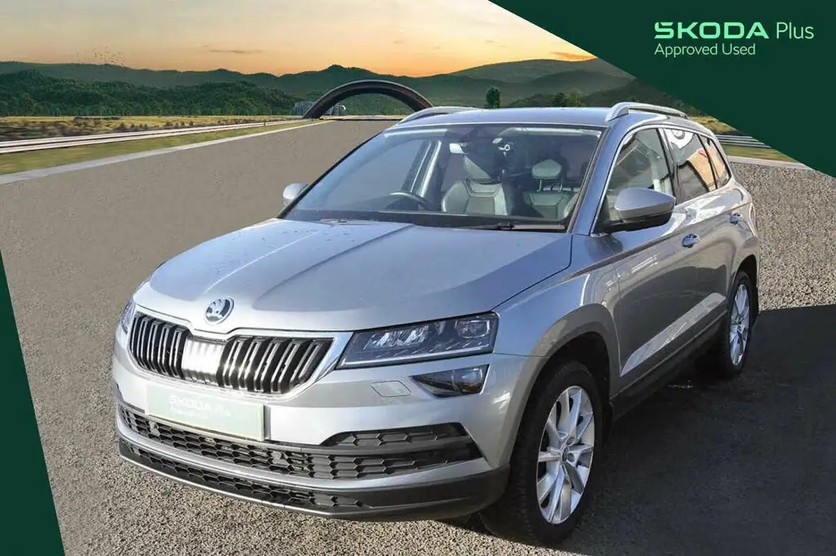 2019-skoda-karoq-15-tsi-se-l-dsg-big-9