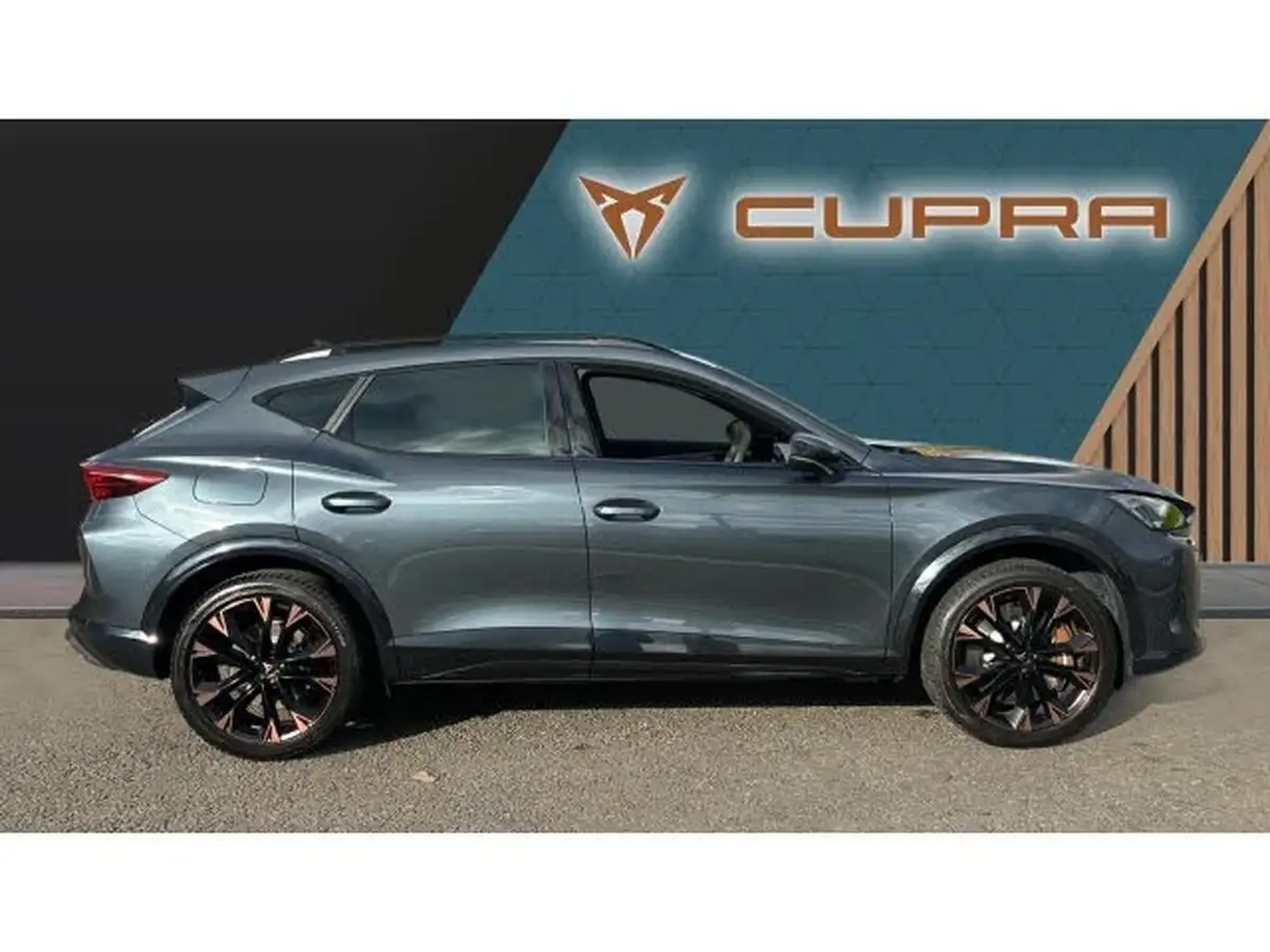 2024-cupra-formentor-15-e-hybrid-vz-first-edition-big-3