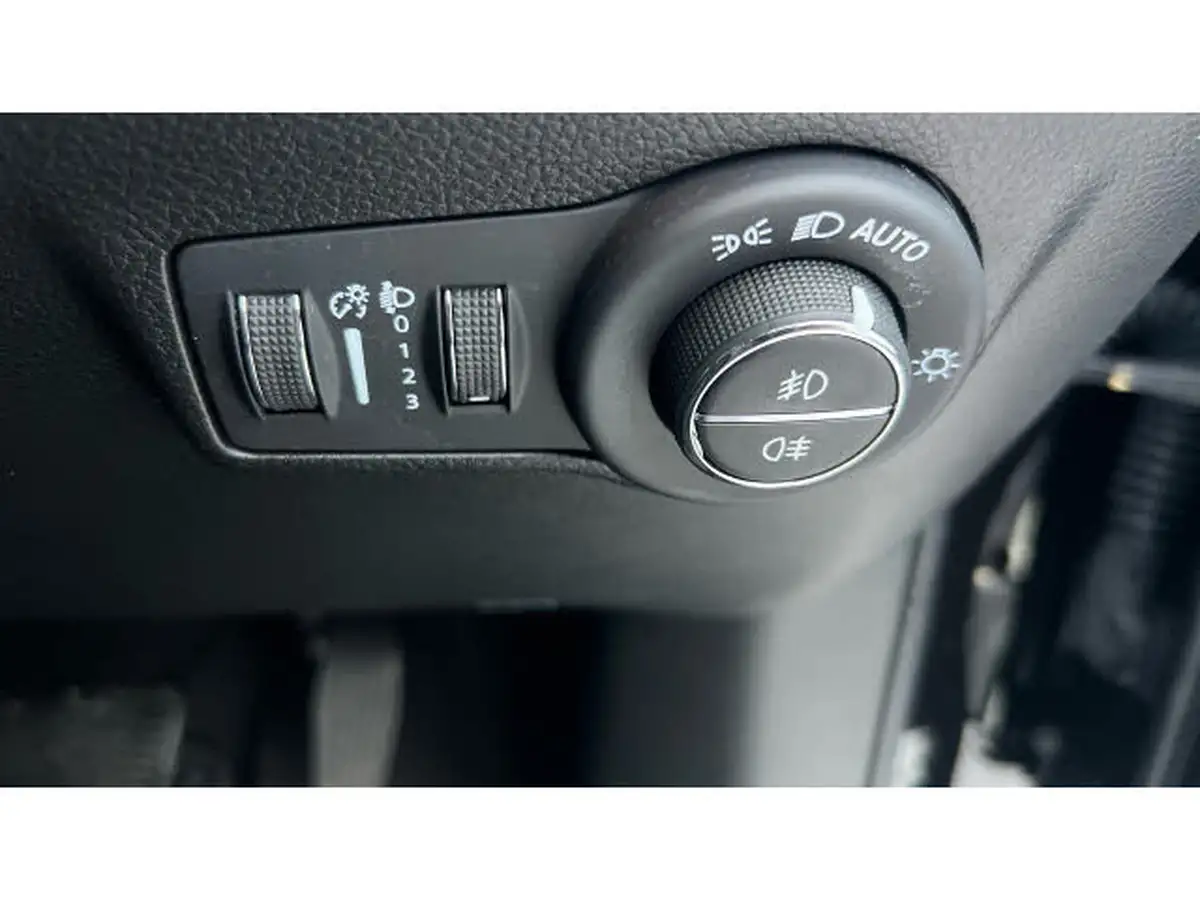 2022-jeep-compass-13-gse-s-big-33