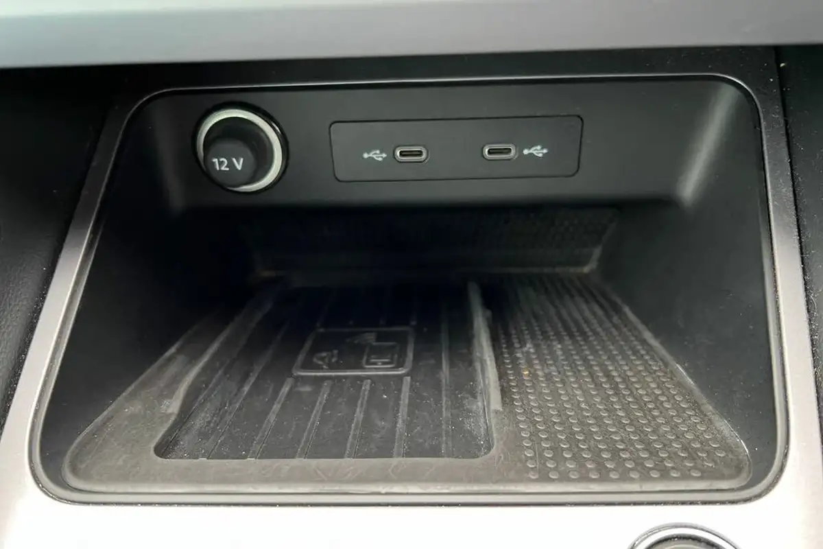 2023-seat-ateca-15-ecotsi-fr-dsg-big-32