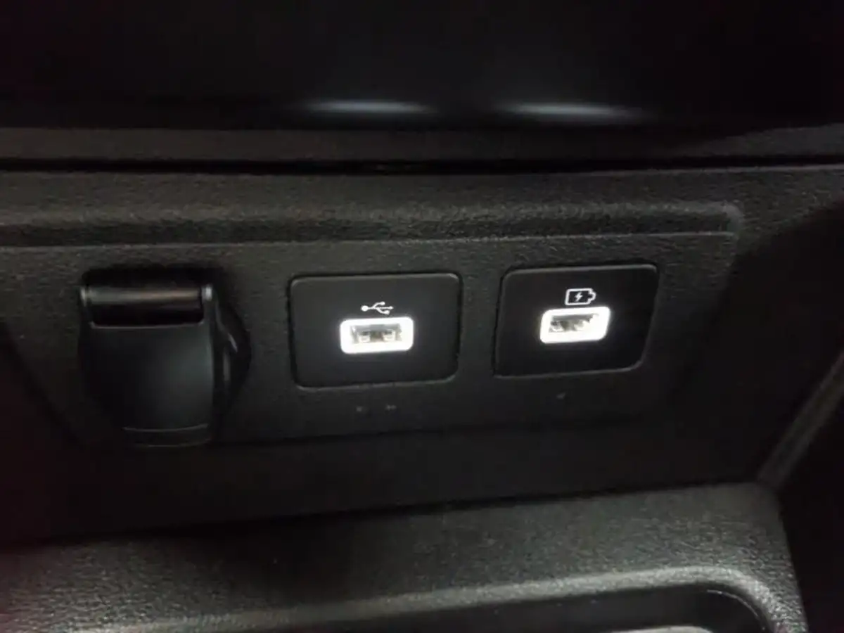 2022-dacia-duster-13-tce-prestige-130bhp-big-18