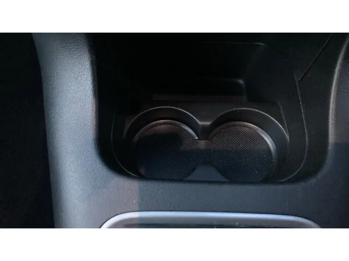 2020-citroen-c3-12-puretech-flair-82ps-big-33