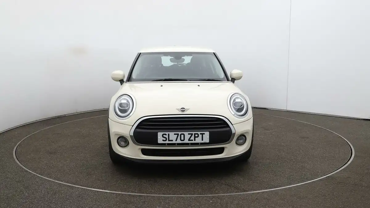 2020-mini-cooper-15-one-classic-comfort-5d-big-35