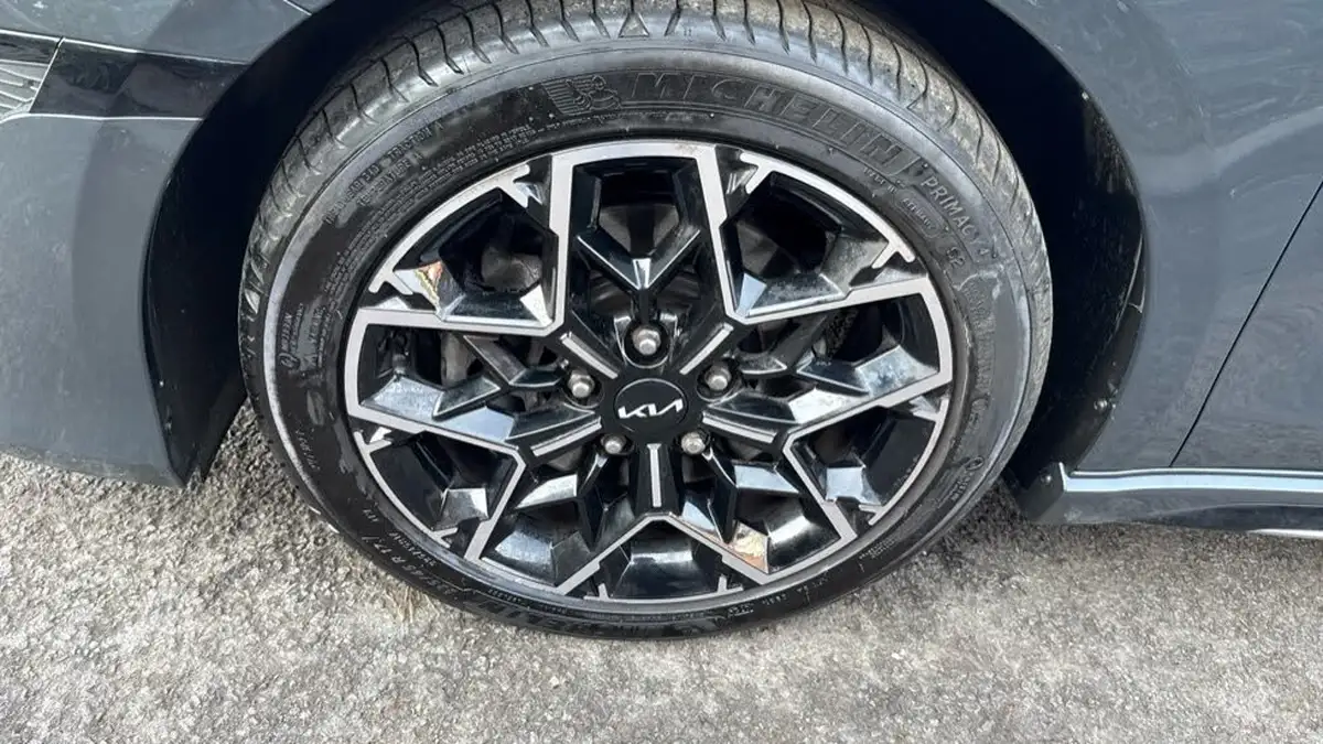 2024-kia-ceed-15-t-gdi-gt-line-158bhp-big-15