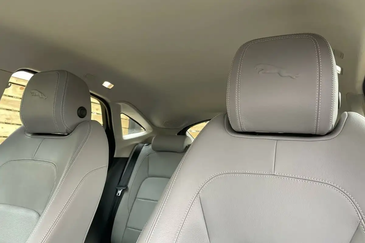 2022-jaguar-e-pace-20-d200-r-dynamic-s-big-29