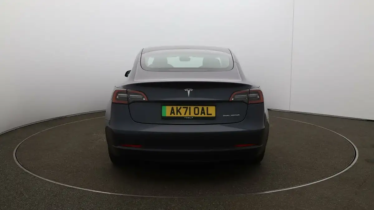 2021-tesla-model-3-e-long-range-awd-big-57